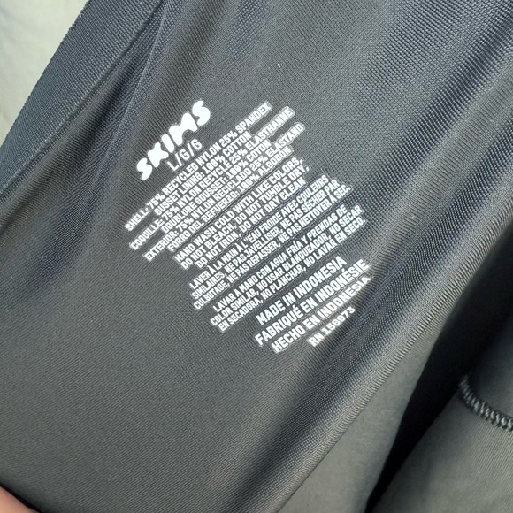 NWT Skims Foundations Brief Bodysuit - Picture 6 of 7